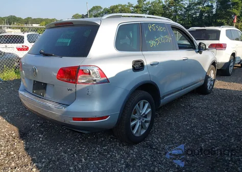 2014 Volkswagen Touareg 3.6L Sport from USA, damaged, VIN WVGEF9BPXED005687